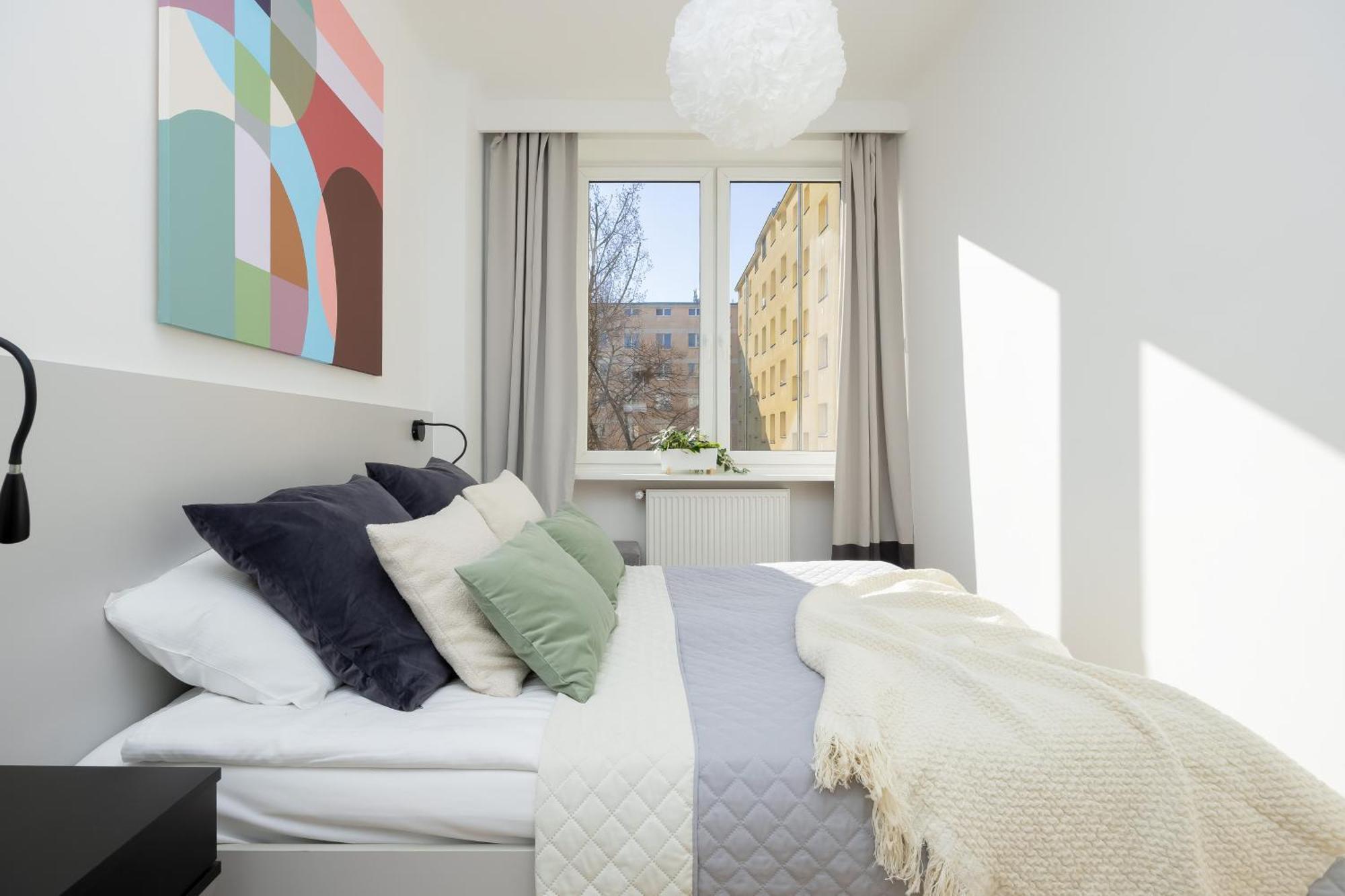 Family Center By Renters Prestige Apartment *